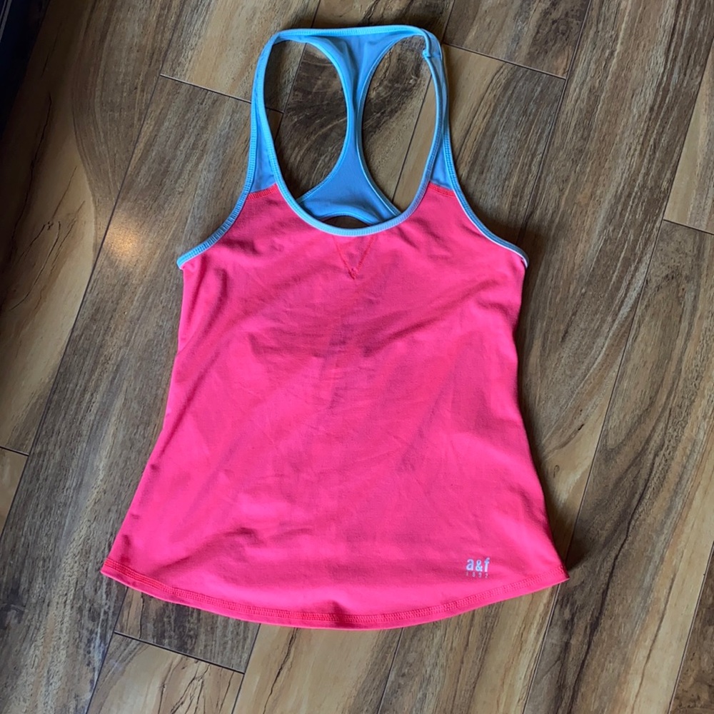 Abercrombie and fitch active wear top - Picture 1 of 2